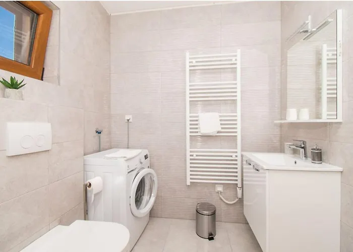 Meadow With Swimming Pool Villa Budak